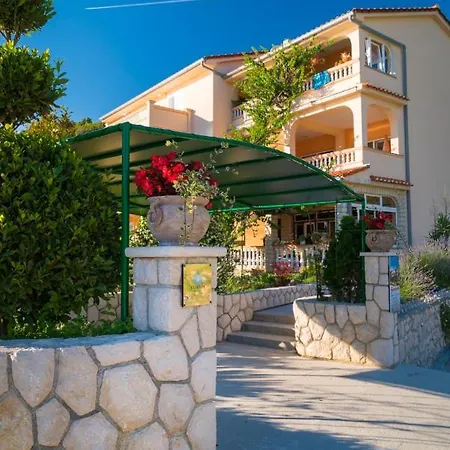 In With Sea View, Balcony, Air Conditioning, Wifi Apartment *