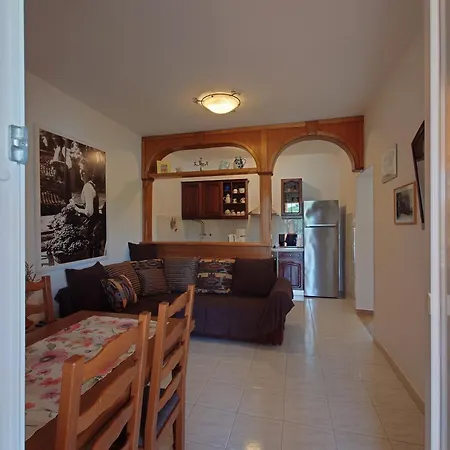 In With Sea View, Balcony, Air Conditioning, Wifi *