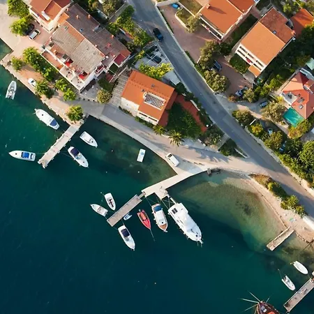Appartement In With Sea View, Balcony, Air Conditioning, Wifi