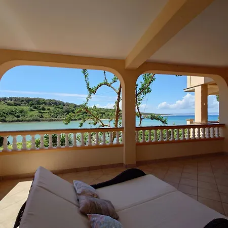 In With Sea View, Balcony, Air Conditioning, Wifi