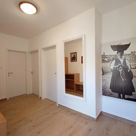In With Sea View, Balcony, Air Conditioning, Wifi Appartement Kampor