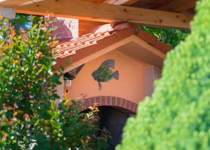 Appartement In With Sea View, Balcony, Air Conditioning, Wifi