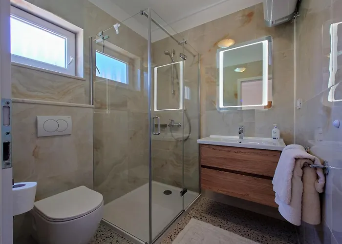 In With Sea View, Balcony, Air Conditioning, Wifi * Kampor