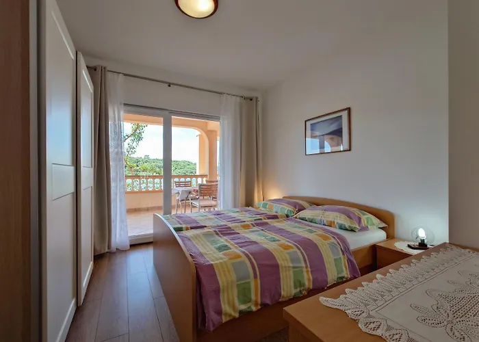 Appartement In With Sea View, Balcony, Air Conditioning, Wifi