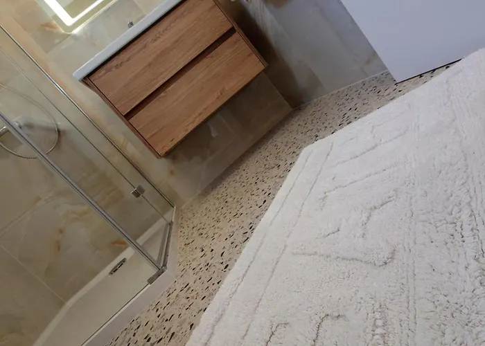 Appartement In With Sea View, Balcony, Air Conditioning, Wifi